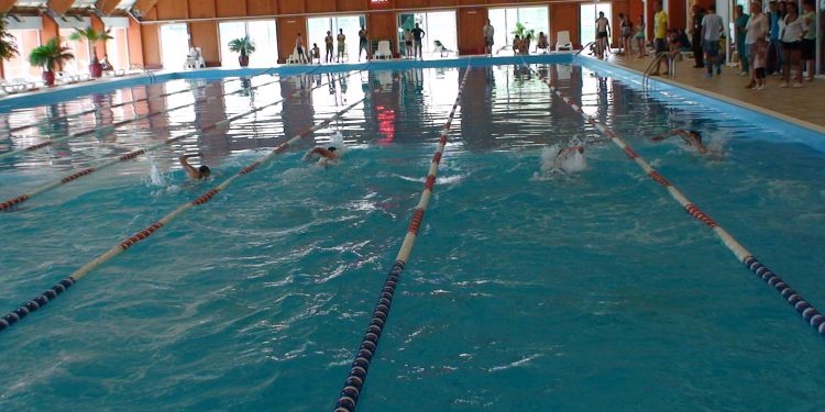 Primăria Alexandria: Anumite categorii de elevi beneficiază de acces gratuit la Ștrand Vedea