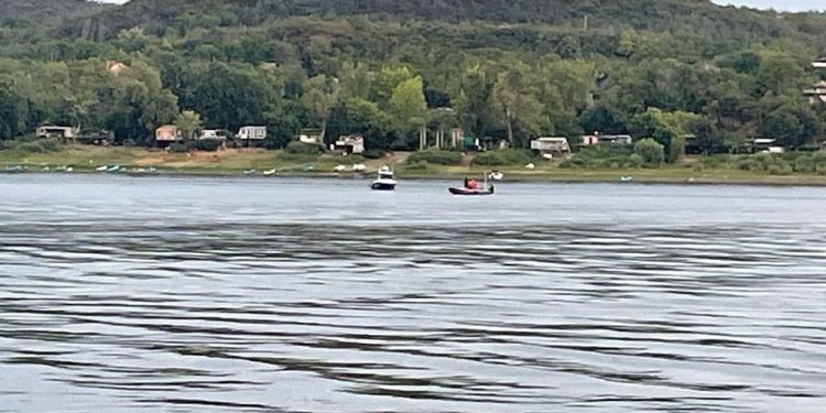 ALERTĂ pe Dunăre. Doi tineri au fost luați de ape, în dreptul localității Zimnicele