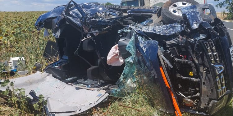 Accident grav între Zimnicea și Fântânele. Un bărbat a murit, o femeie și un copil sunt în stare gravă