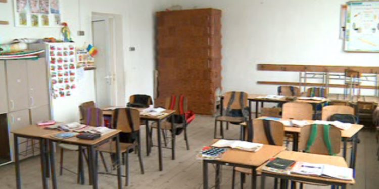 Zeci de unități de învățământ din Teleorman sunt neautorizate sanitar. Constatările autorităților, cu 4 zile înainte de începerea anului școlar