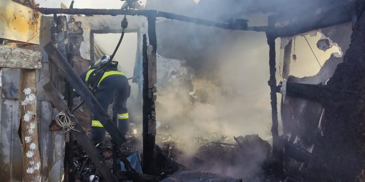 Patru incendii în mai puțin de 24 de ore, în Teleorman. Coșul de fum, cauza principală a izbucnirii focului