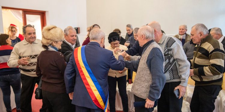 Primăria Zimnicea sărbătorește Nunta de Aur a seniorilor orașului. Omagiu la împlinirea a 50 de ani de căsnicie