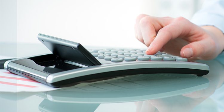 Părinții salariați primesc o deducere personală suplimentară pentru fiecare copil înscris la școală, grădiniță sau creșă, indiferent de nivelul veniturilor