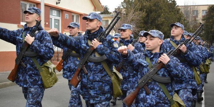 Teleorman: Se fac înscrieri pentru învățământul liceal, postliceal și universitar militar