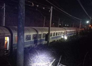 Incident feroviar în Teleorman, între Roșiori de Vede și Măldăeni. 12 persoane rănite/ „Aceste trenuri s-au lovit fără discuție”
