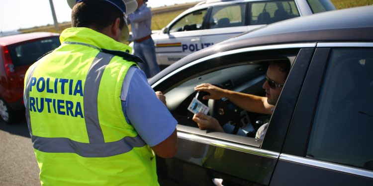 Amenzi de peste 45 mii lei, aplicate de polițiști, în minivacanța de 1 Mai