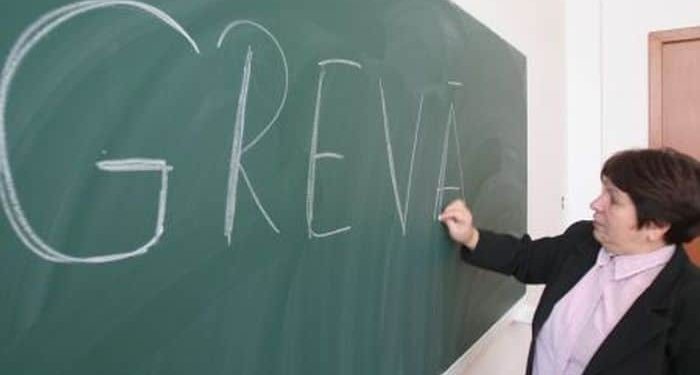 Greva cadrelor didactice se suspendă