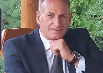 Primarul comunei Botoroaga a fost săltat de mascați și dus la audieri