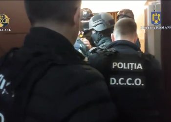 Percheziții la Turnu Măgurele. Bărbat reținut pentru trafic de persoane, trafic de minori, proxenetism și exploatare sexuală