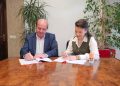 Primăria Municipiului Alexandria. Semnarea contractului „Achiziția de mobilier pentru sălile de clasă”