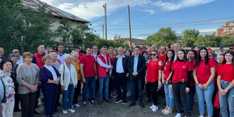 Adrian Gâdea a evidențiat necesitatea unei schimbări la nivelul conducerii comunei Nanov/ Promovare electorală