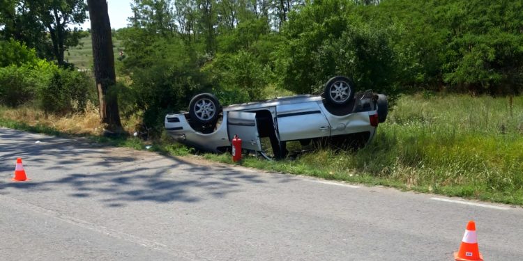 Accident rutier DJ 504 Alexandria-Lăceni. Mai multe persoane au avut nevoie de îngrijiri ( Foto)