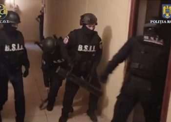 Percheziții domiciliare în Teleorman și Ilfov, în trei cauze penale de trafic de droguri de risc și droguri de mare risc