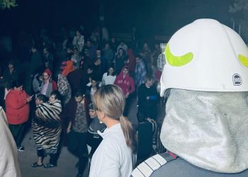 Alertă de incendiu la Centrul de Îngrijire și Asistență Videle! 75 de persoane au fost evacuate din clădire/ FOTO