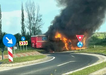 Risc de contaminare chimică în zona Roșiori de Vede