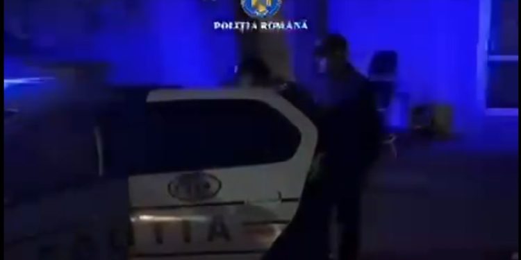 Bărbat reținut de polițiști pentru încălcarea măsurilor dispuse prin ordinul de protecție provizoriu